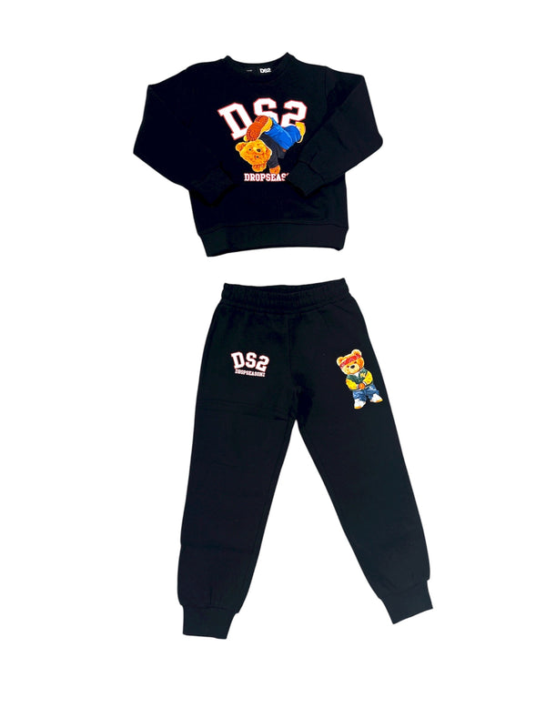 Completo di tuta con orso