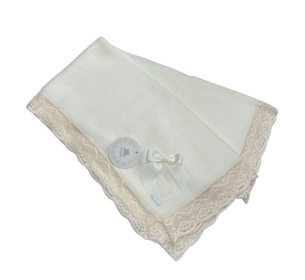Copertina in Filo di Cotone con Traforature, Fiocco