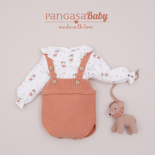 Completo con salopette