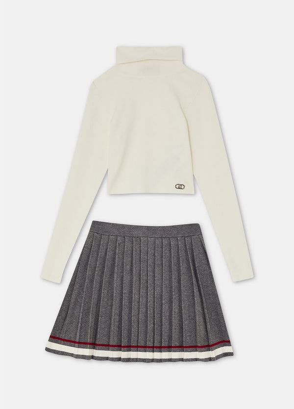 Completo a costine con gonna