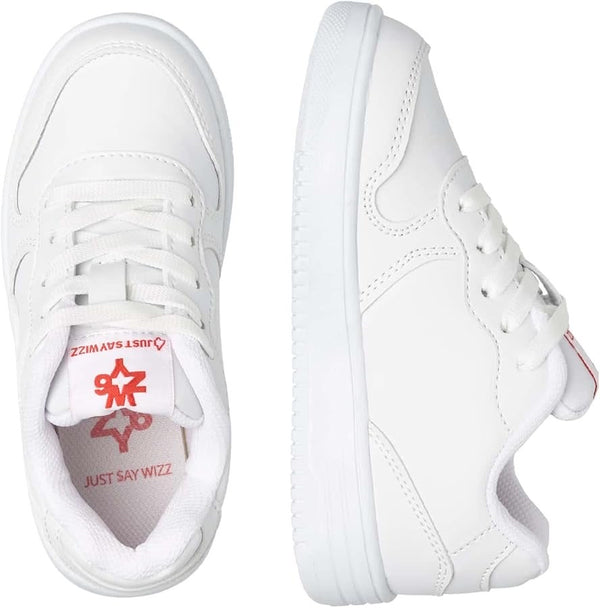 Sneakers con lacci