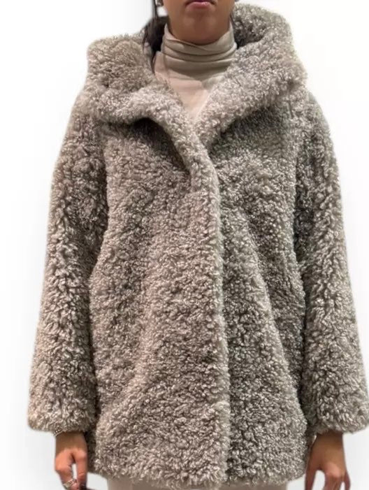 LAMB HOOD - Montone reversibile Pelliccia